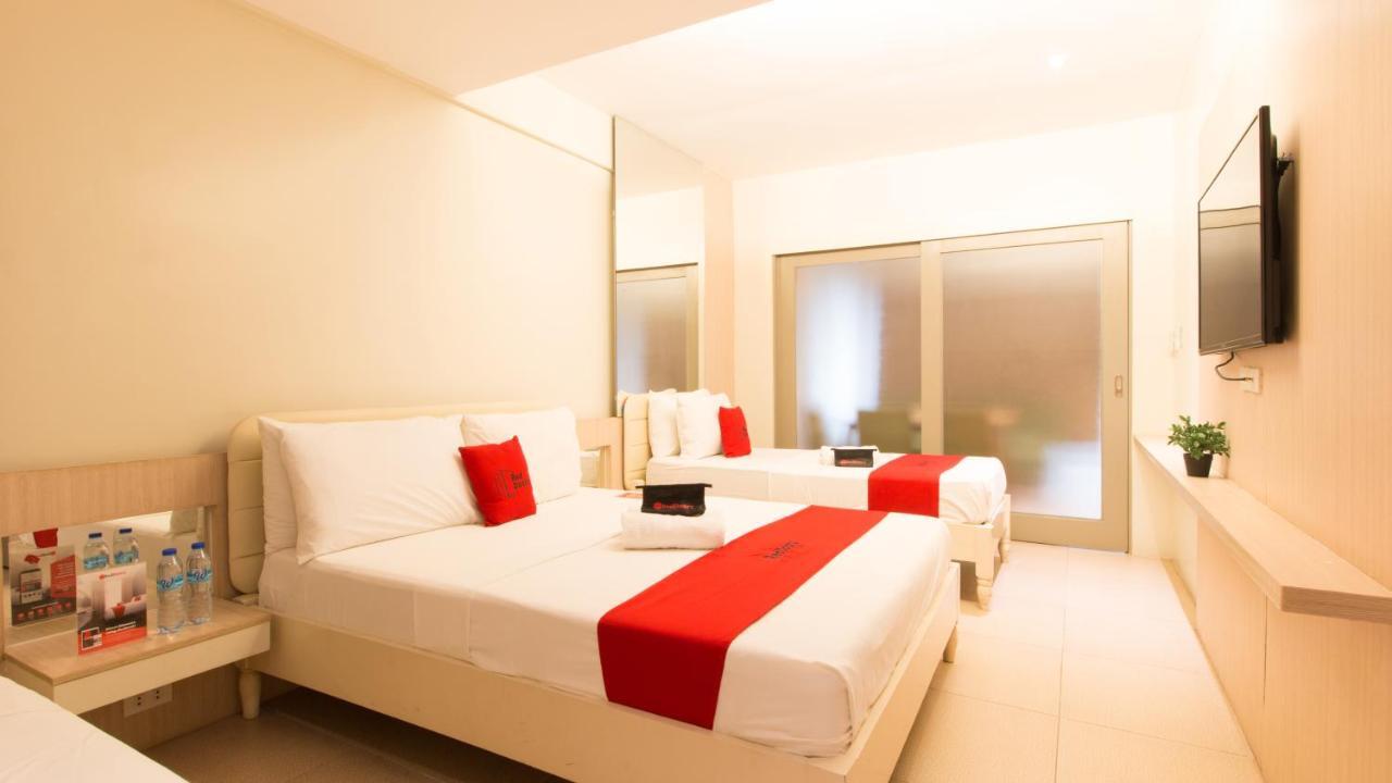 Reddoorz @ General Segundo Avenue Laoag Hotel Bagian luar foto